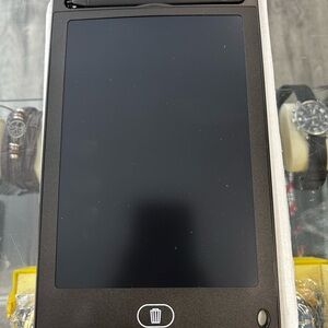 COLORFUL LCD ELECTRONIC WRITING TABLET w/STYLIST ✍️